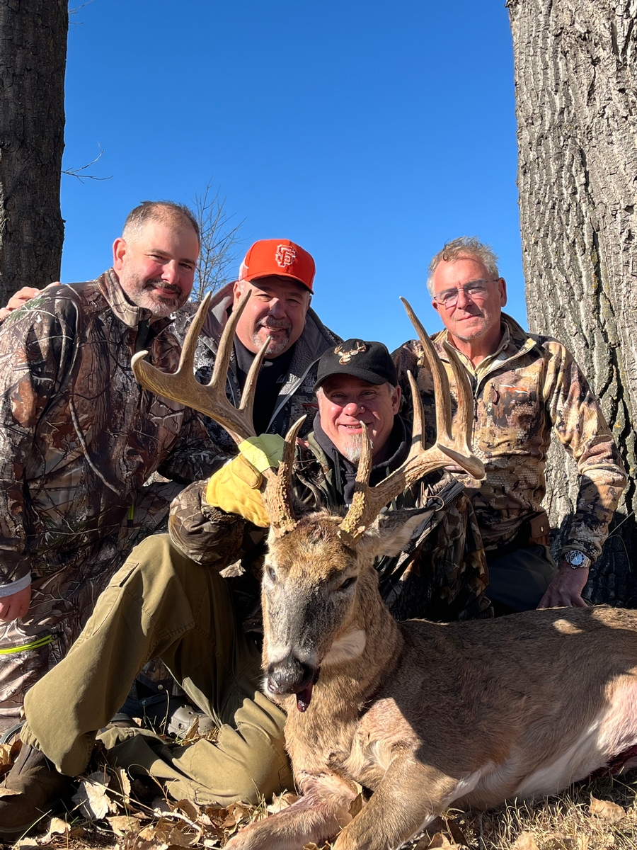 Muzzle Loader Whitetail Hunts South Dakota